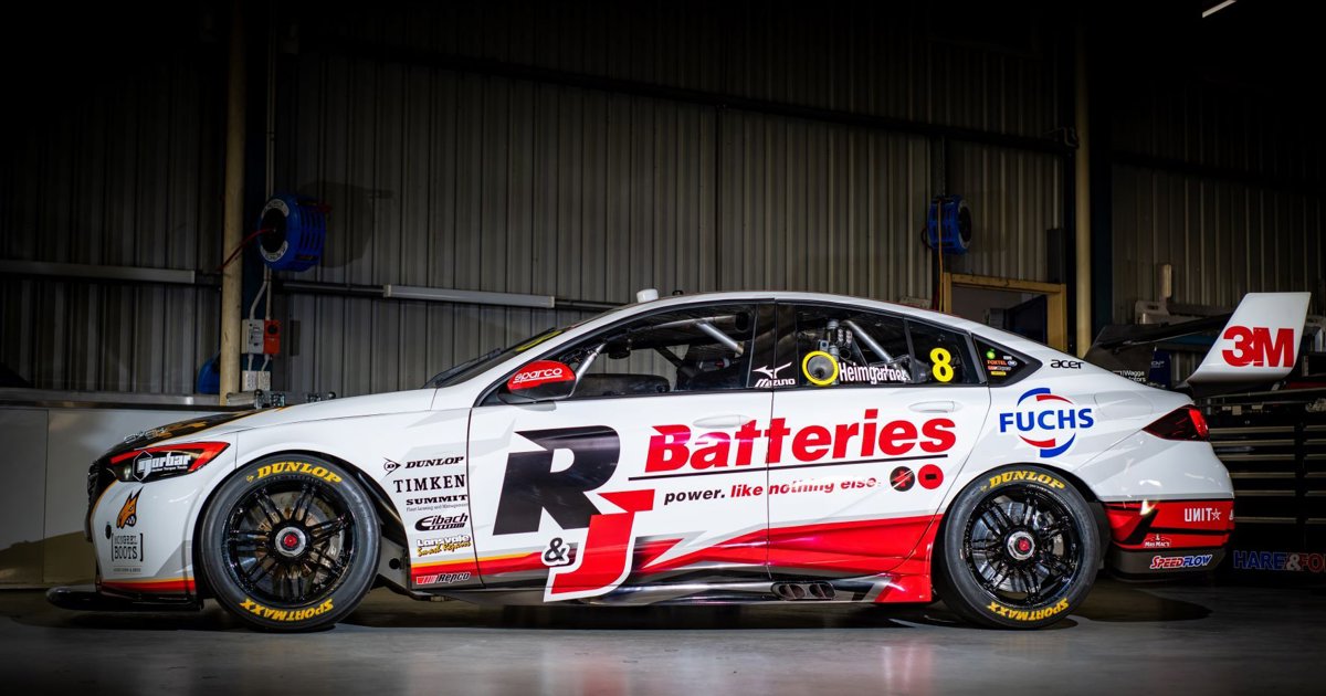 Livery and Driver Released for #8 R&J Batteries Racing | R&J Batteries