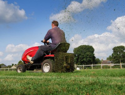 Lawn mower batteries